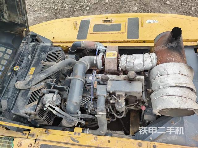 發(fā)動機(jī)整體俯視（整機(jī)外觀）