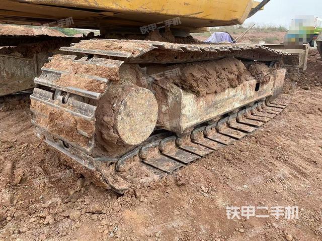 單側(cè)履帶整體（整機(jī)外觀）