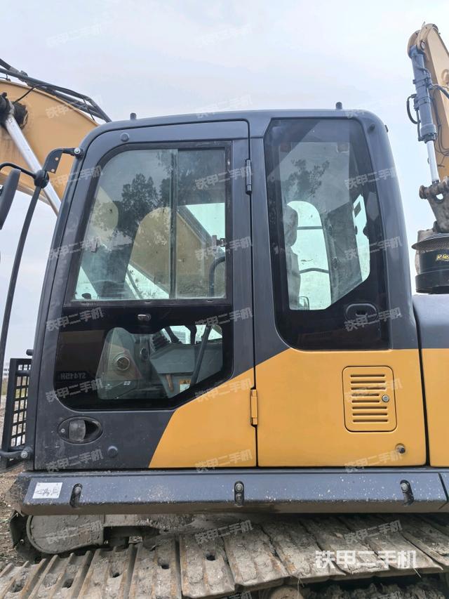 驾驶室正侧（驾驶室部分）