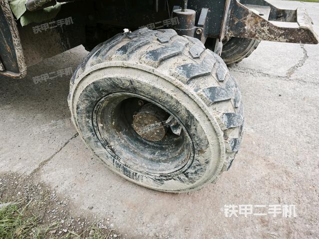 左导向轮（行走机构）