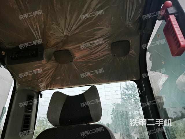 座椅后部（驾驶室部分）