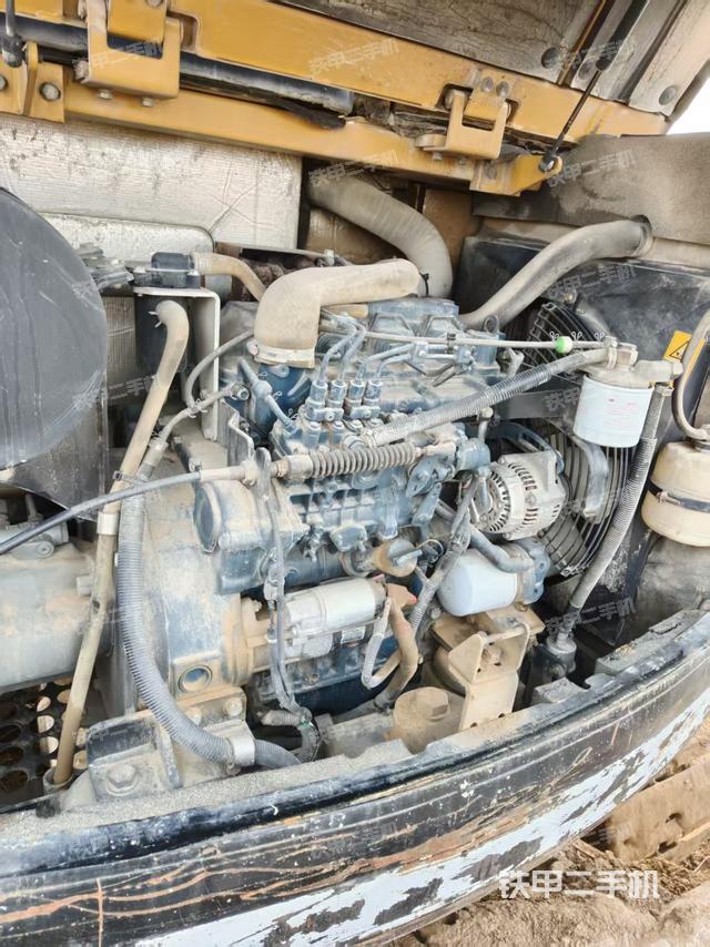 发动机整体俯视（整机外观）