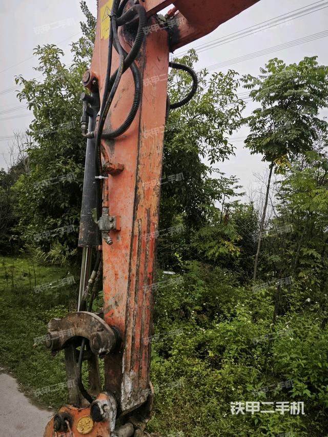 小臂整体左后（工作和回转装置）