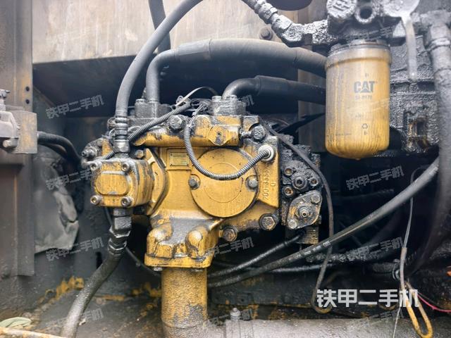 液压泵斜45 右（大件舱室）