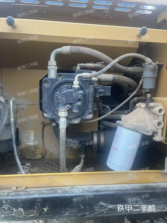 液压泵室（大件舱室）