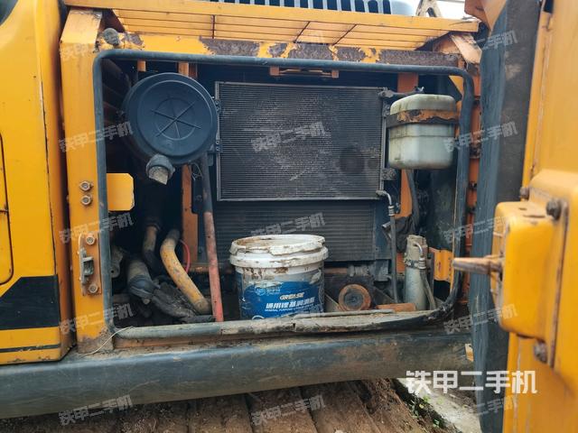 散熱器正面（大件艙室）