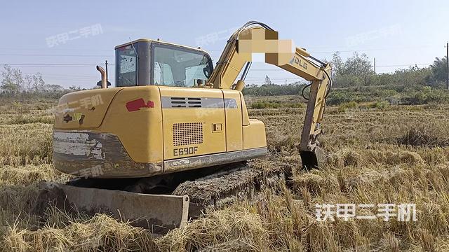 整機右后45°（整機外觀）