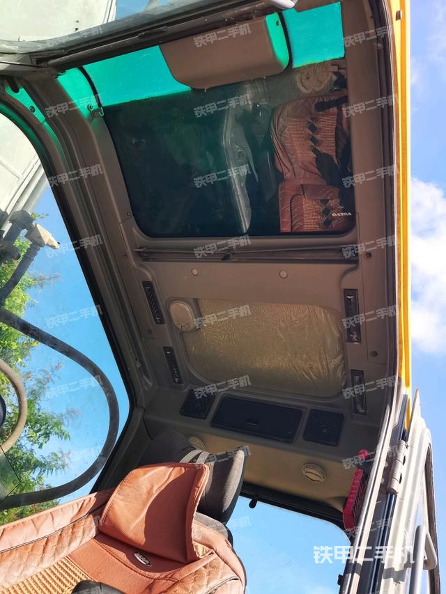 頂棚整體（駕駛室部分）