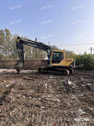 沃爾沃EC140DL挖掘機