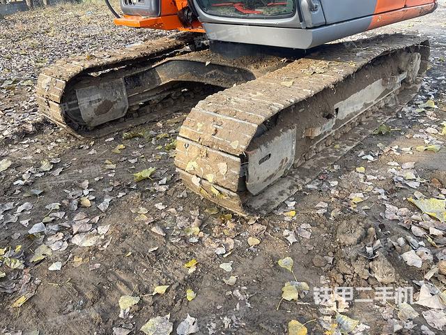 單側(cè)履帶整體（整機(jī)外觀）