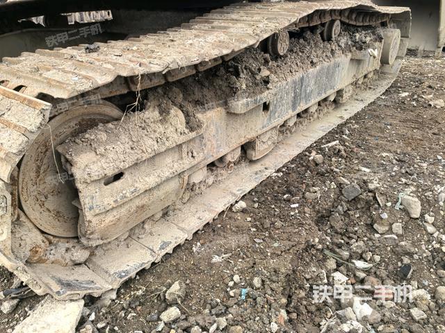 右侧行走马达盖板（行走机构）