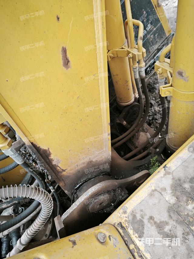 大臂根部 斜视（工作和回转装置）