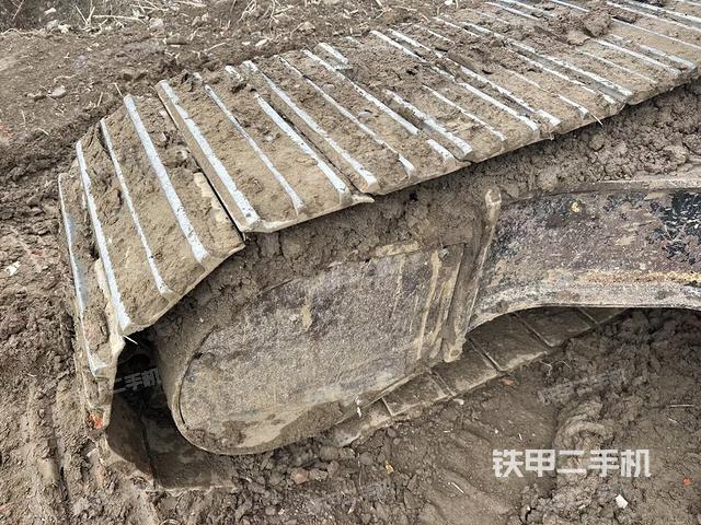 单侧履带整体（整机外观）