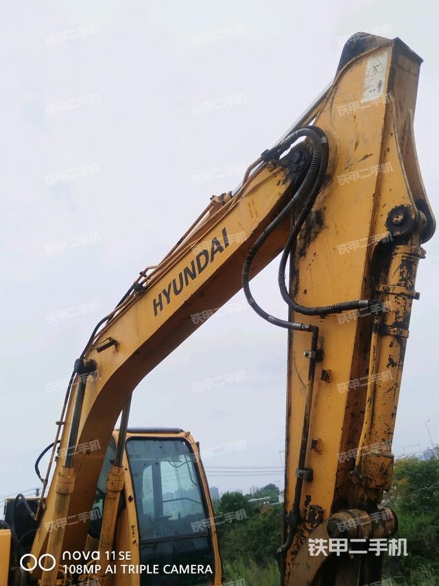 小臂整体左后（工作和回转装置）