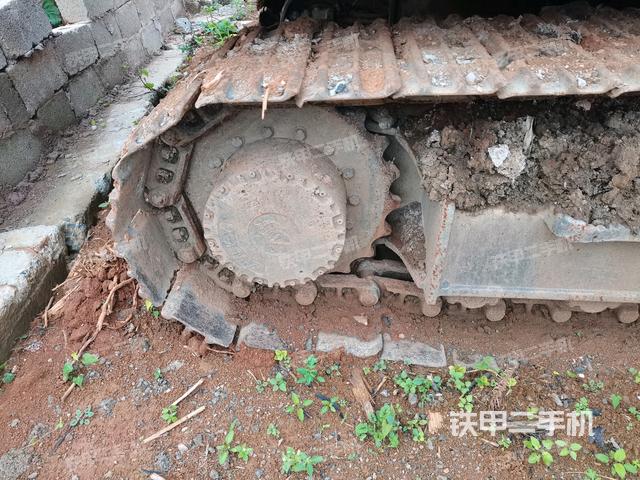 右導(dǎo)向輪（行走機(jī)構(gòu)）