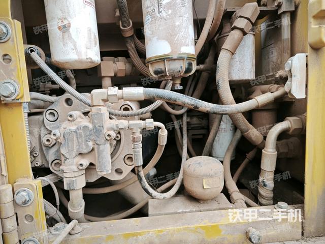 液压泵斜45 左（大件舱室）