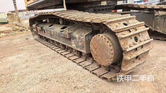 單側(cè)履帶整體（整機外觀）