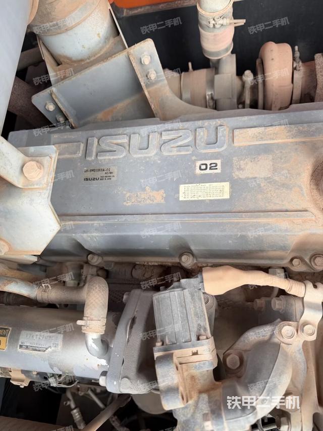 發(fā)動(dòng)機(jī)室（上車部件）