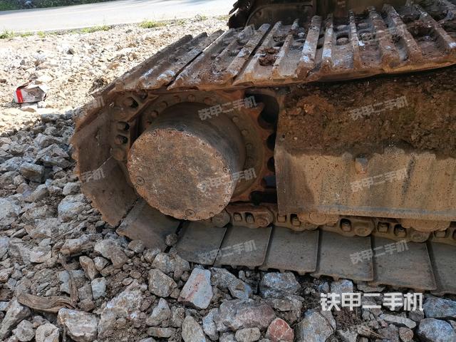 右導(dǎo)向輪（行走機(jī)構(gòu)）