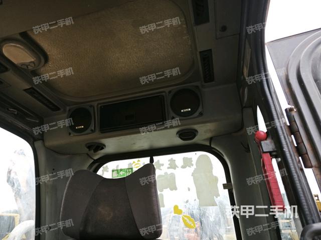 座椅后部（驾驶室部分）