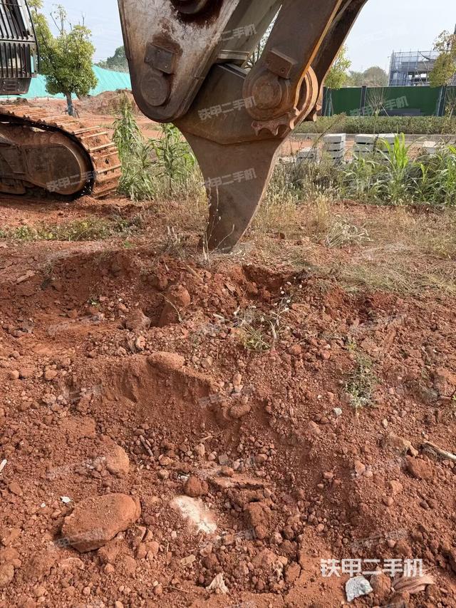 右導(dǎo)向輪（行走機(jī)構(gòu)）