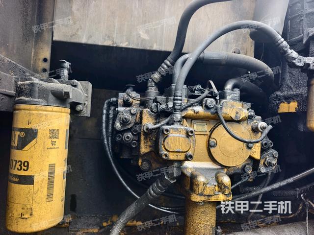 液压泵斜45 左（大件舱室）