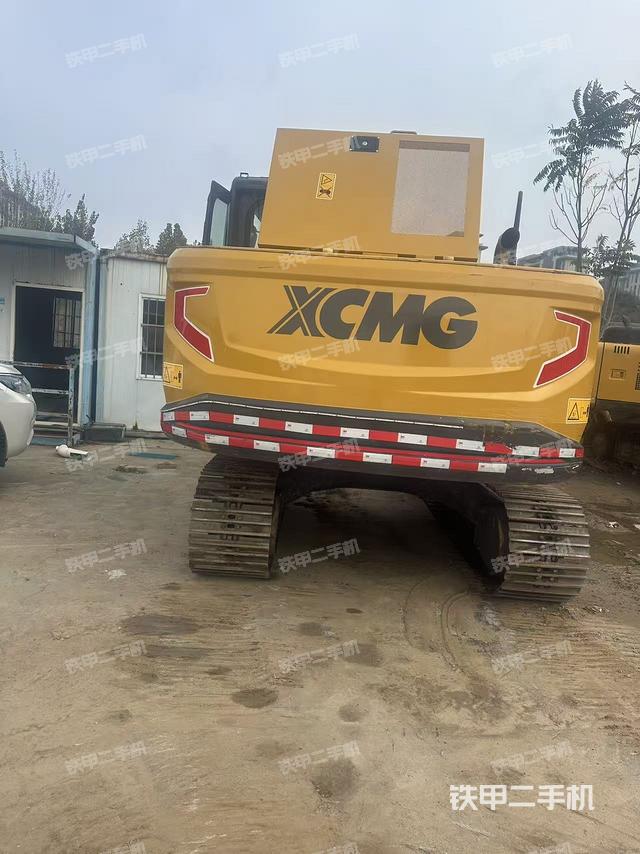 单侧履带整体（整机外观）