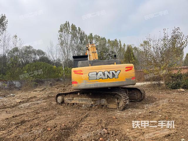 驾驶室顶部（整机外观）