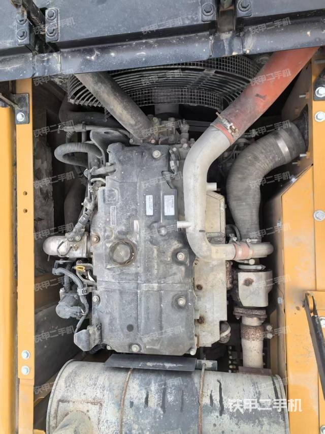 发动机整体俯视（整机外观）