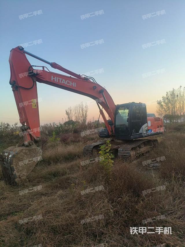 日立ZX200-5A挖掘机