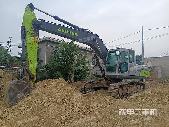 中聯(lián)重科ZE215E-10挖掘機