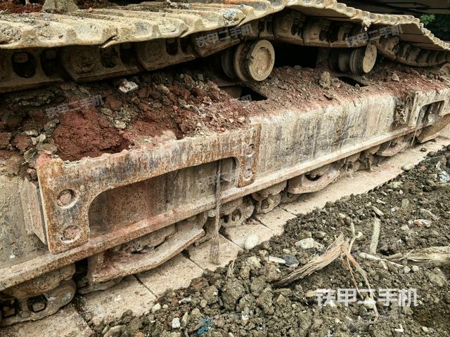 左驱动轮（行走机构）