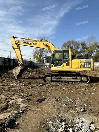 小松PC200-8M0挖掘机