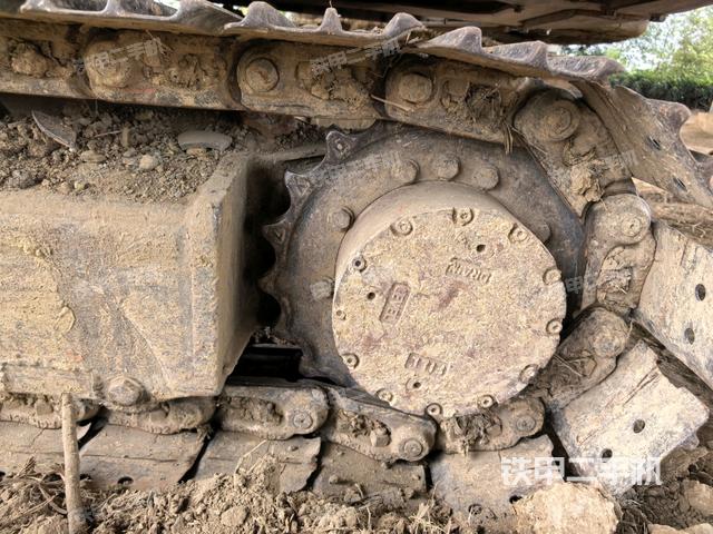 右驅(qū)動(dòng)輪（行走機(jī)構(gòu)）