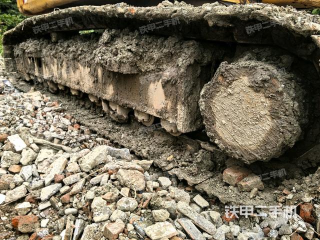 右侧行走马达盖板（行走机构）