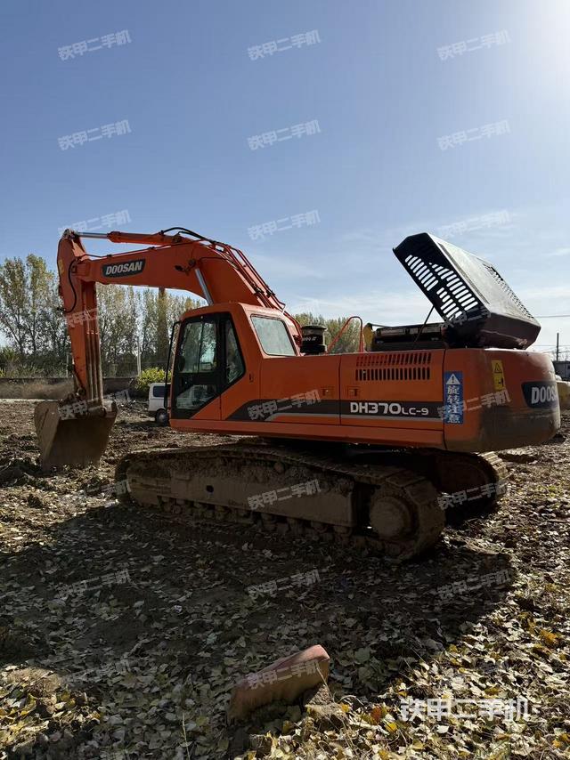 整機右后45°（整機外觀）