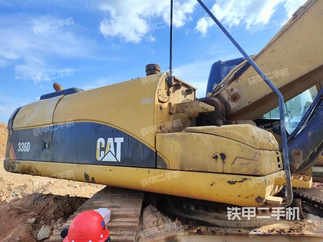 整机右后45°（整机外观）