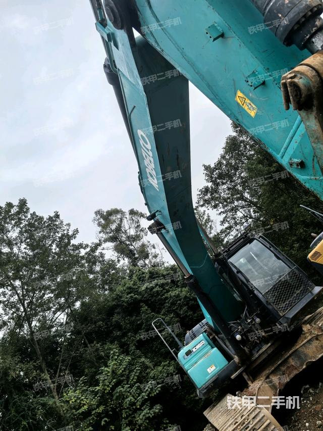 大臂整体 右侧（工作和回转装置）