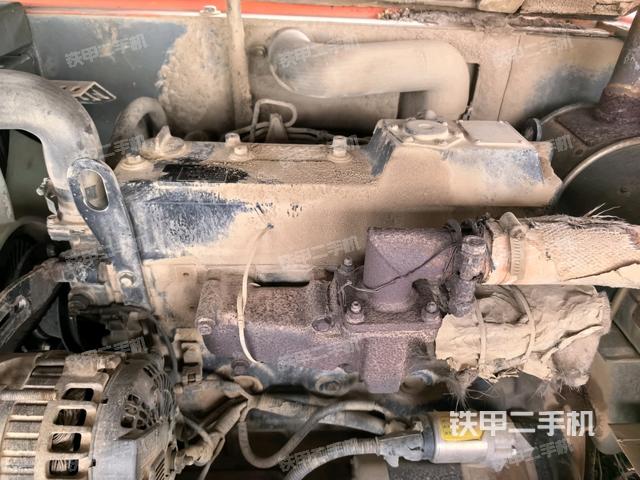 發(fā)動(dòng)機(jī)室（上車部件）