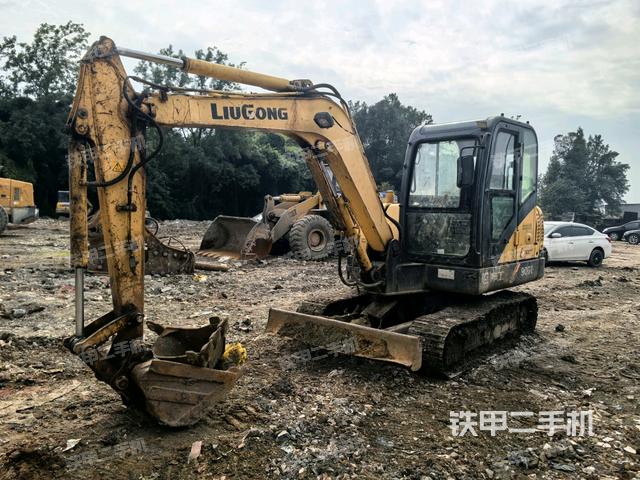 柳工CLG906D挖掘机