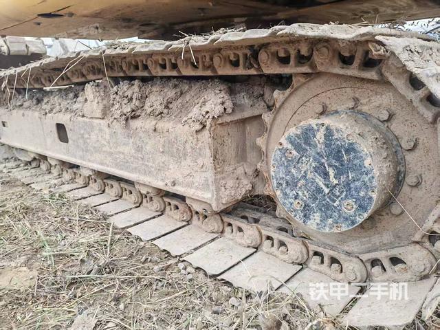 单侧履带整体（整机外观）