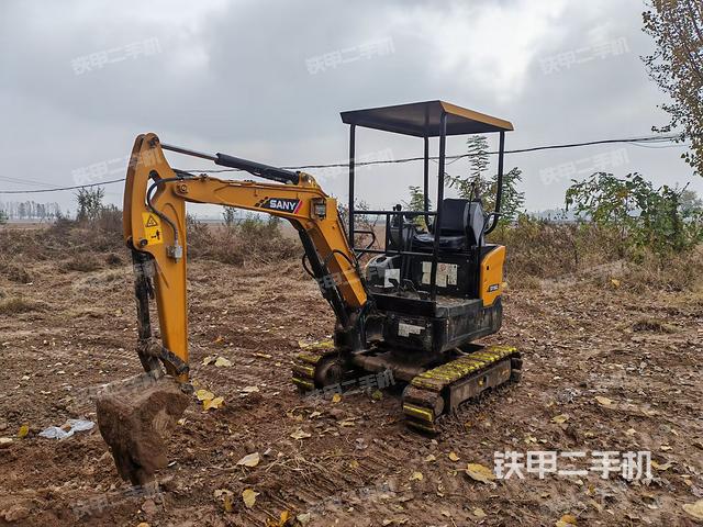 驾驶室整体（整机外观）