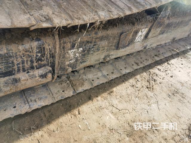 单侧履带整体（整机外观）