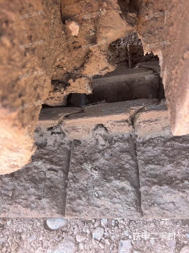 右侧履带整体（行走机构）