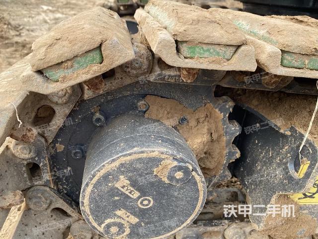 单侧履带整体（整机外观）