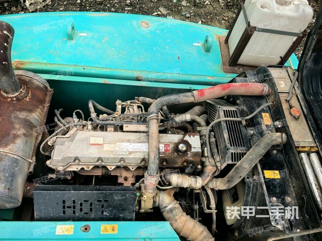 发动机室（上车部件）