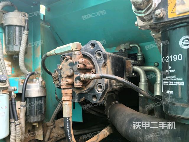 液压泵斜45 左（大件舱室）