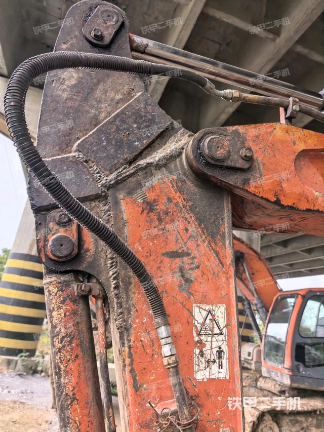 小臂整體右前（工作和回轉(zhuǎn)裝置）