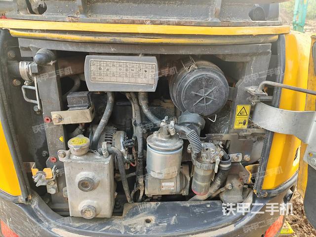 發(fā)動(dòng)機(jī)整體俯視（整機(jī)外觀）