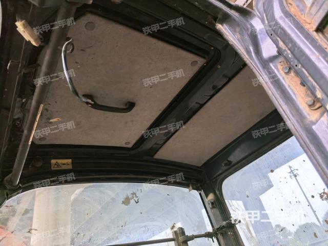 ?駕駛室正側(cè)（駕駛室部分）